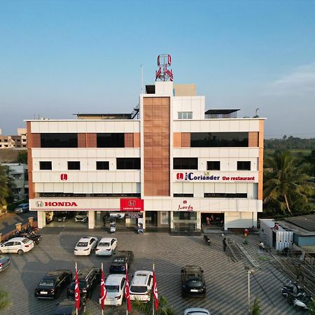 Lords Eco Inn Navsari 외부 사진