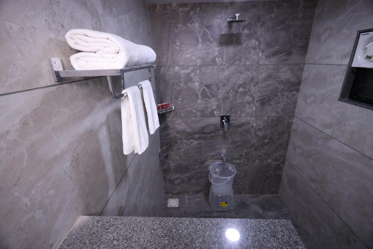 Lords Eco Inn Navsari 외부 사진