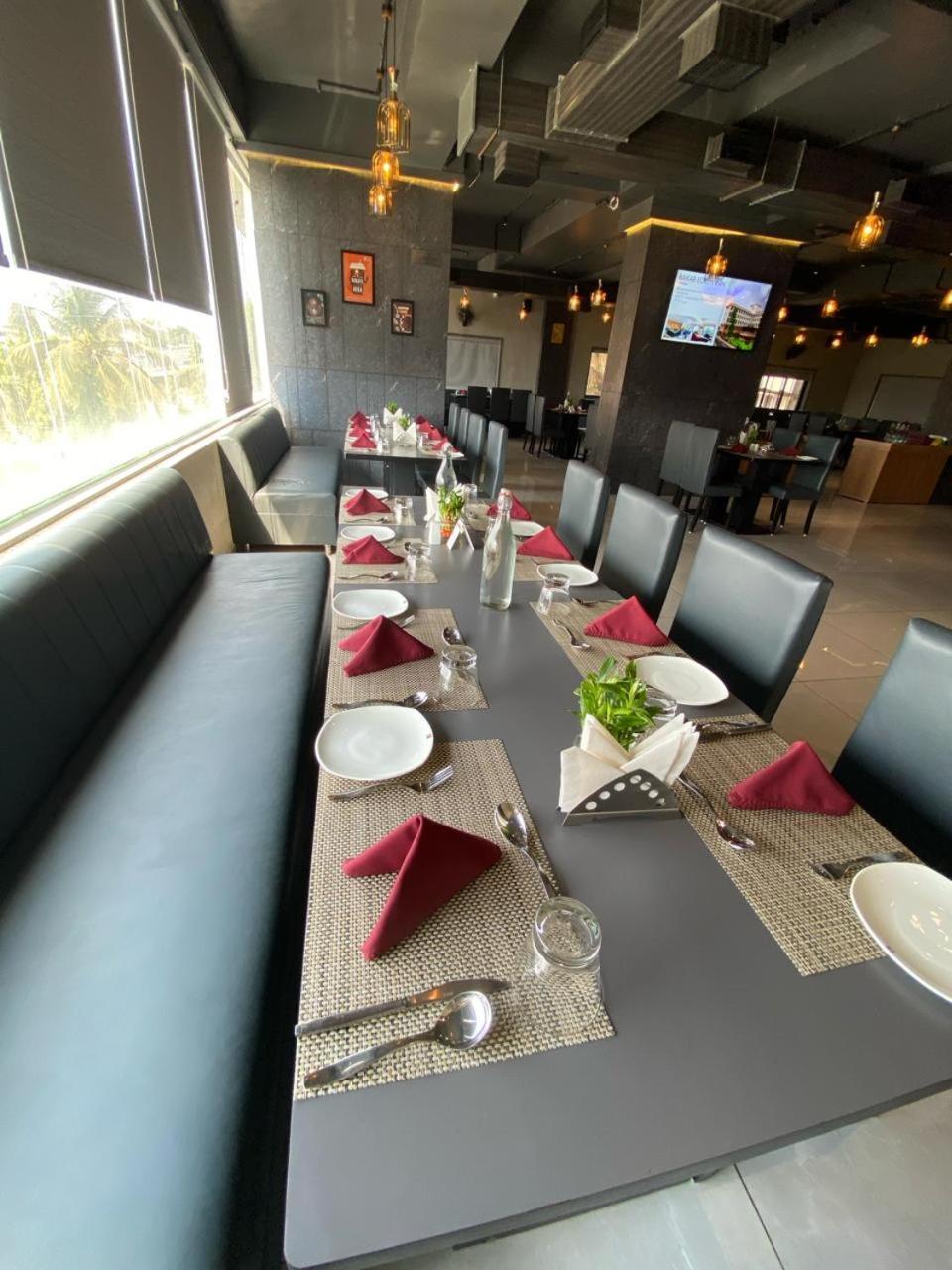Lords Eco Inn Navsari 외부 사진