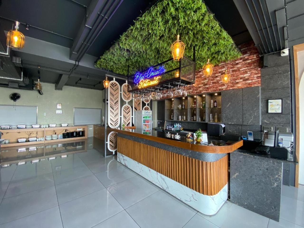 Lords Eco Inn Navsari 외부 사진