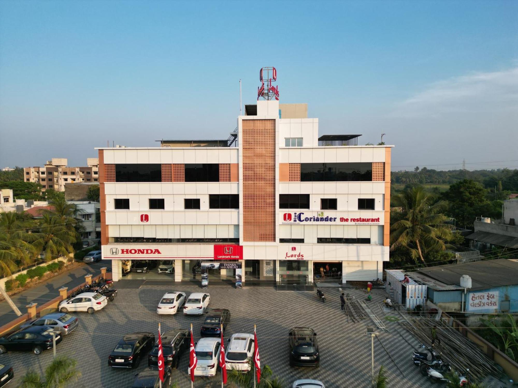 Lords Eco Inn Navsari 외부 사진
